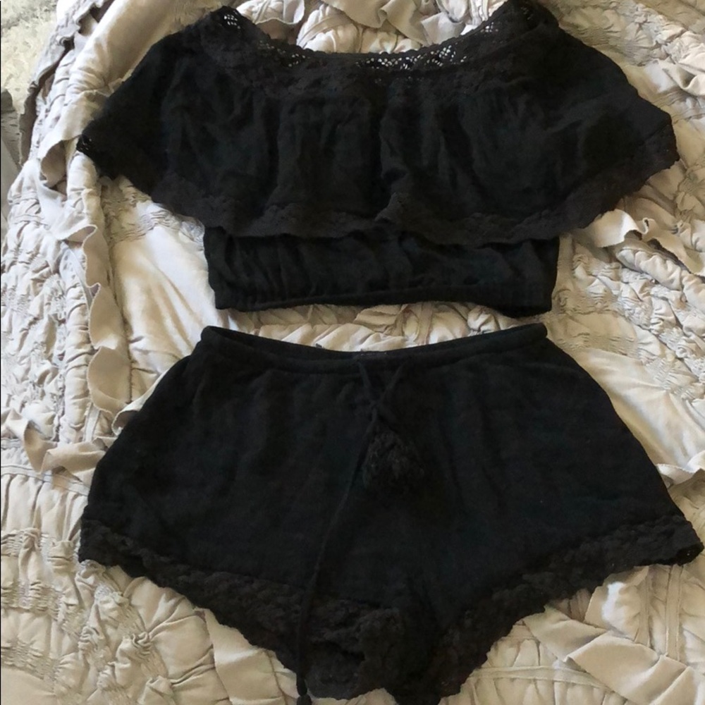 Crop Top And Short Matching Set - image 1